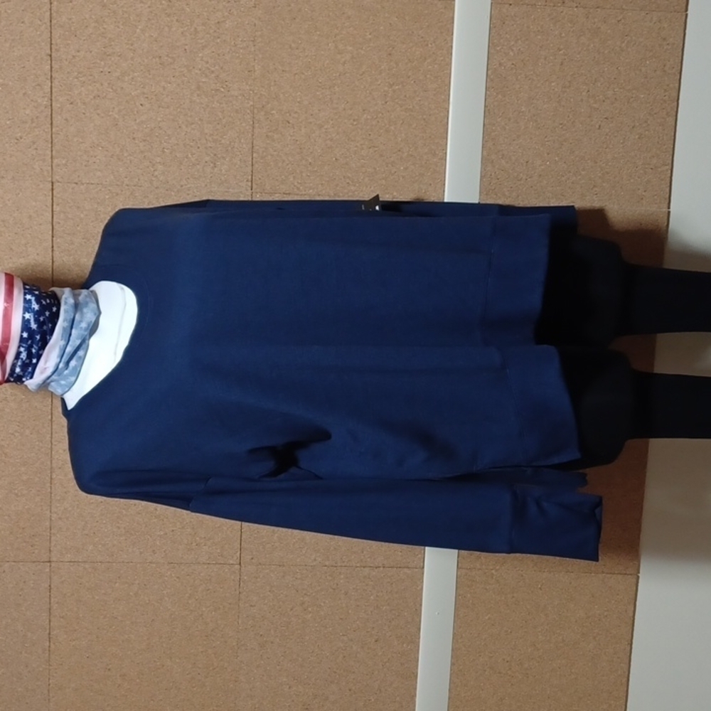 AVIA LONG SLEEVE SOFT TEE SIZE XL (16-18)